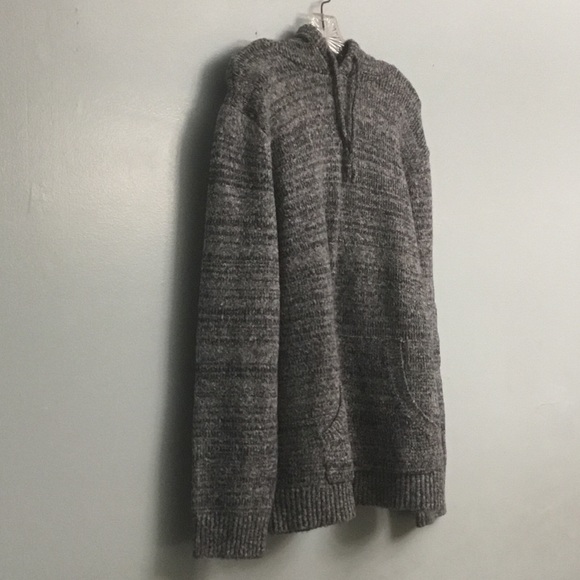 Old Navy extra large sweater with hoodie - Picture 3 of 13